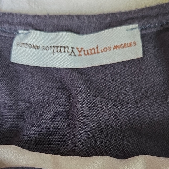Yuni Los Angeles Shirt - Picture 4 of 5